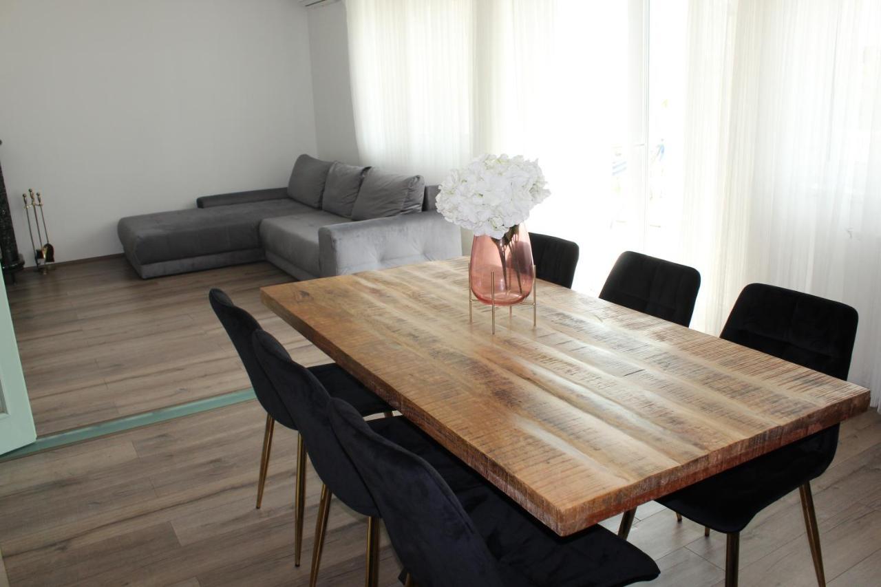 Sunny House Apartman Σέγκεντ Εξωτερικό φωτογραφία